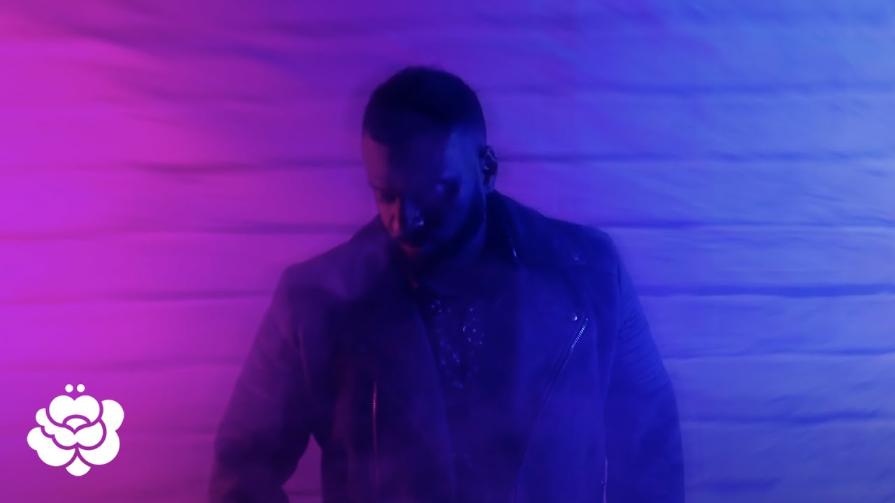 Sacha Delta - Just One Look (Official Video)
