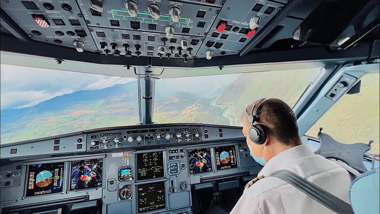 Most Dangerous Airport in the World - Paro, Bhutan! RWY33 landing | VQPR | Airbus319