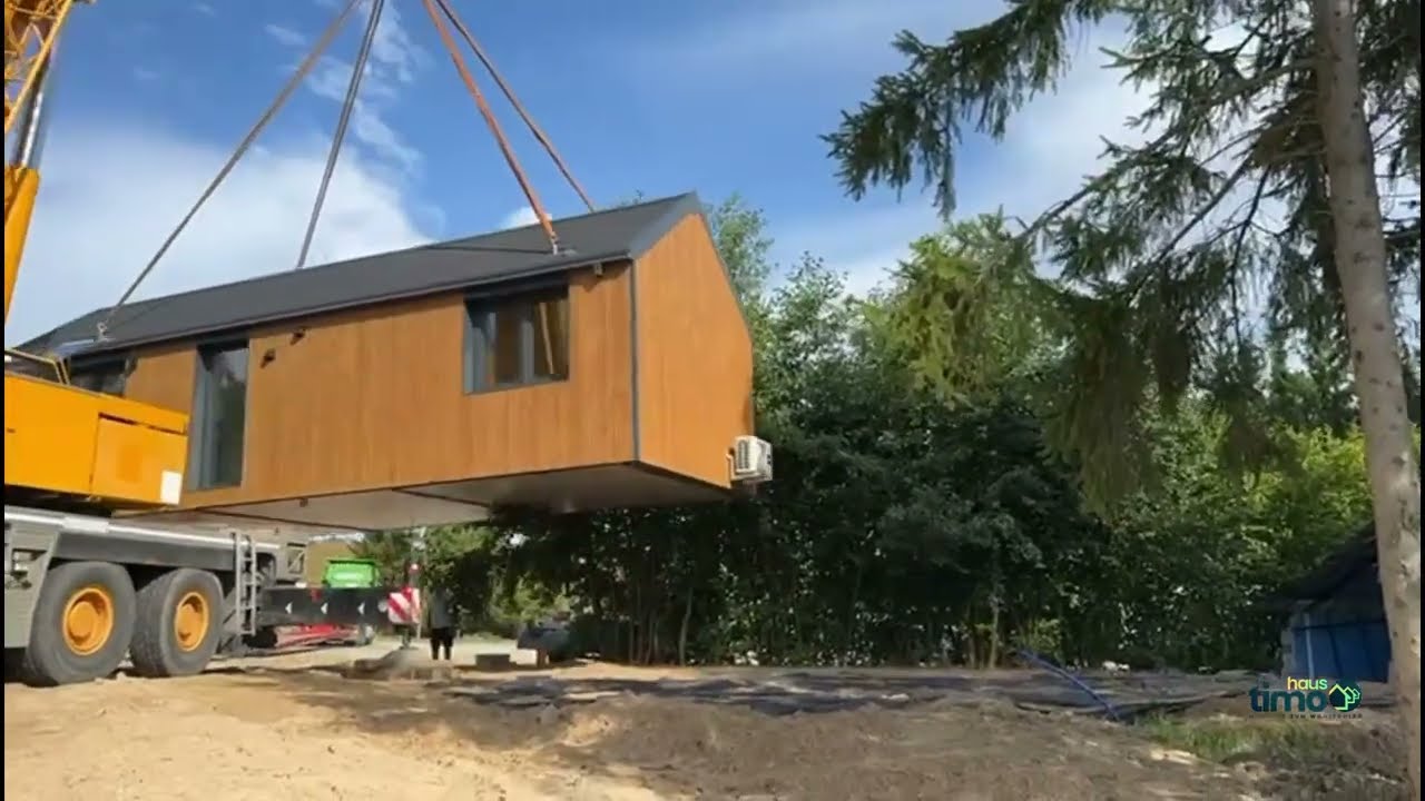 So taucht Ihr Minihaus auf &ndash; mit Pr&auml;zision und Tempo! 🏗️🏡😎 TOP Modulhaus mit Terrasse - timo-haus.de
