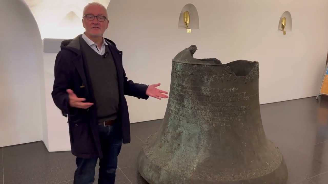 Ein Zeugnis ihrer Zeit: die Osanna-Glocke in der Kasseler Martinskirche
