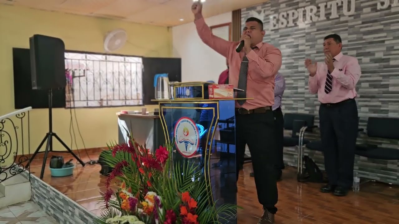 Alabanza por pastor Medardo Melara - Mi vida está confiada en Dios