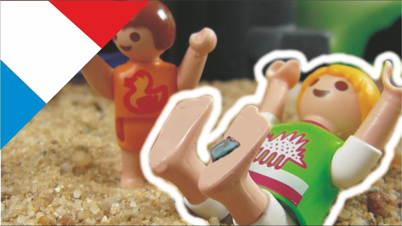 Playmobil en français  - Le morceau de verre - La famille Hauser - film pour enfants