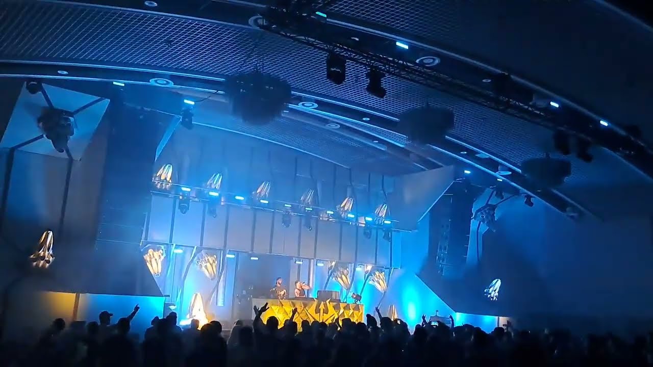 Riot Shift / Syndicate 2025