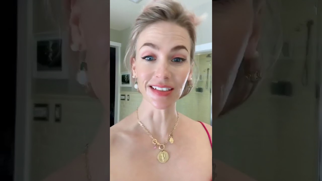January Jones: Beer Baths