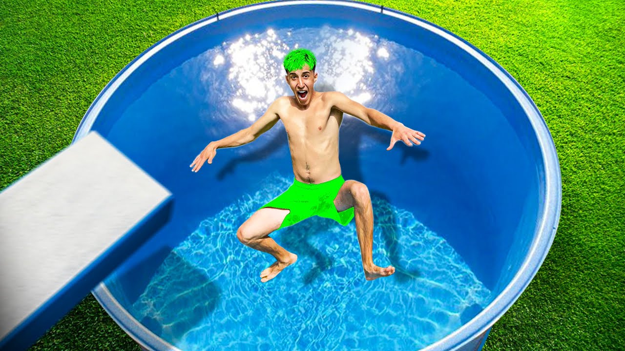 VADO IN PISCINA E LITIGO CON IL CAPO