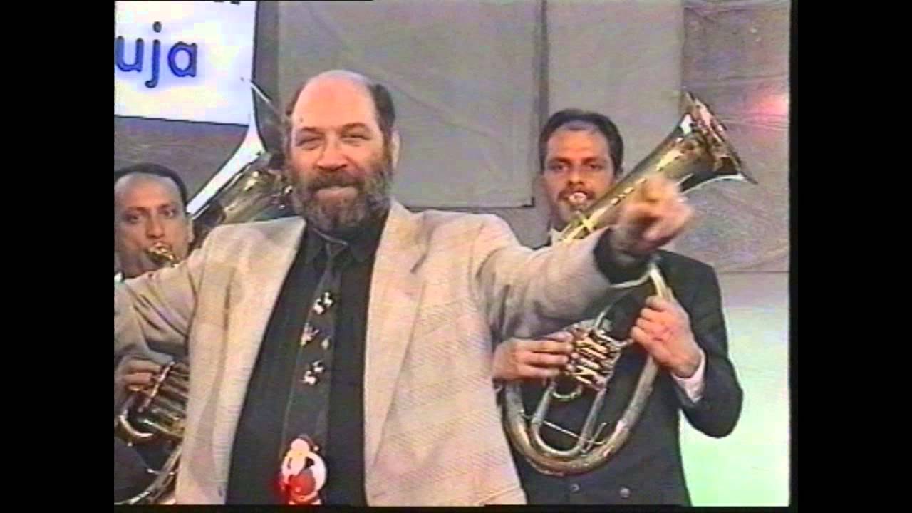 VANCO TARABUNOV - Zeni se Rado dodek' si mlada