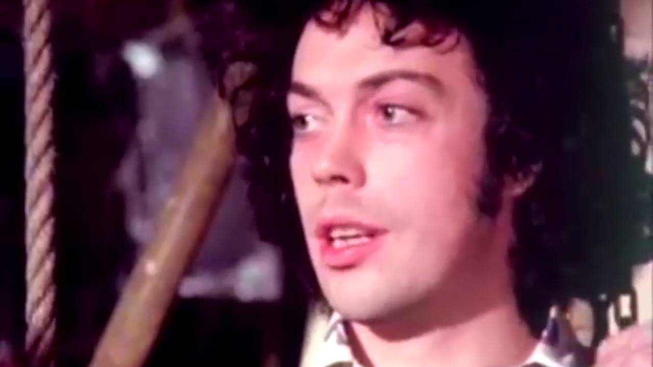 Tim Curry - The Rocky Horror Picture Show - 1974 Interview & Behind The Scenes Footage
