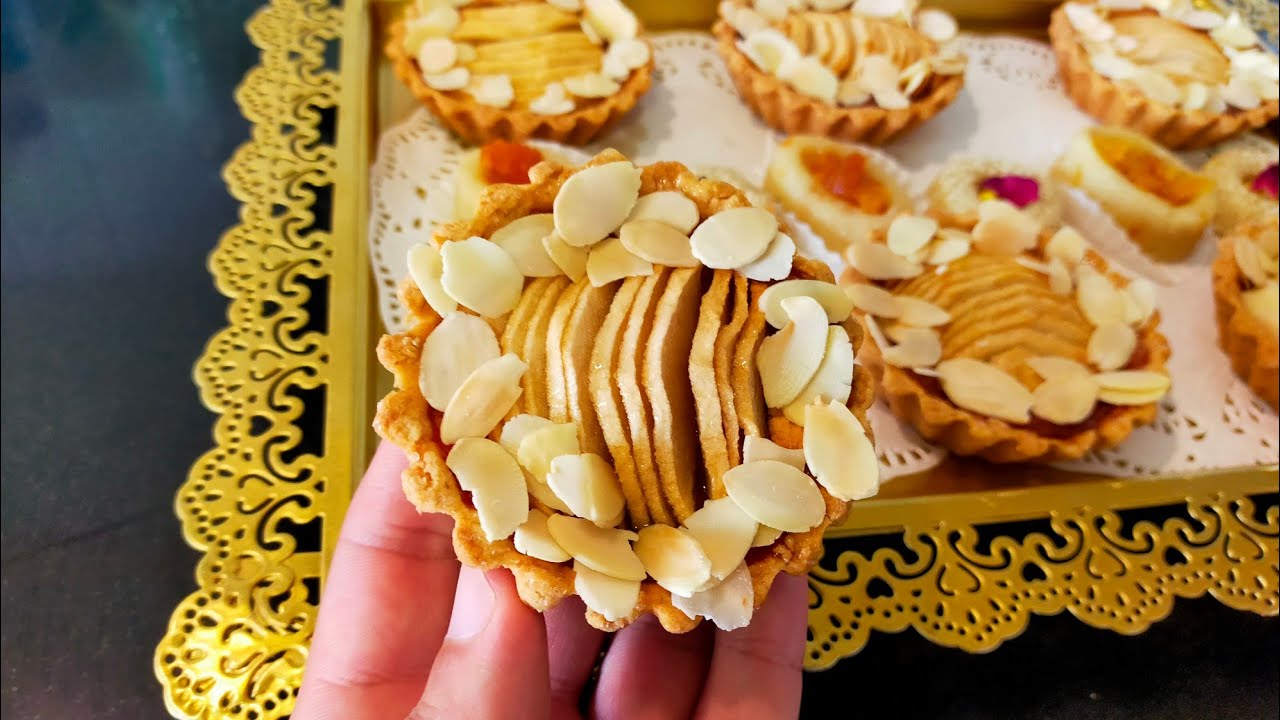 طرطات التفاح بالعجين المكسر او patte brissé  غادين تحتاجو هم في رمضان ان شاء الله
