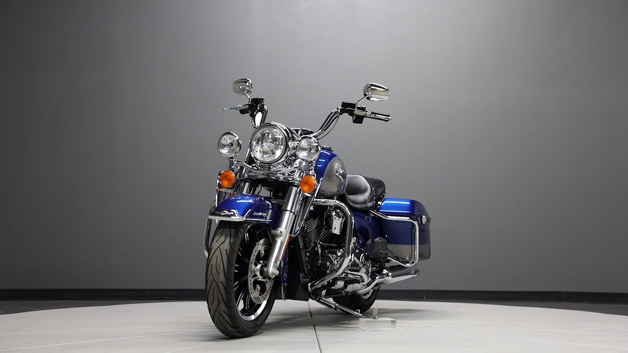 2017 HARLEY-DAVIDSON ROAD KING - FLHR TEST RIDE HAR605587