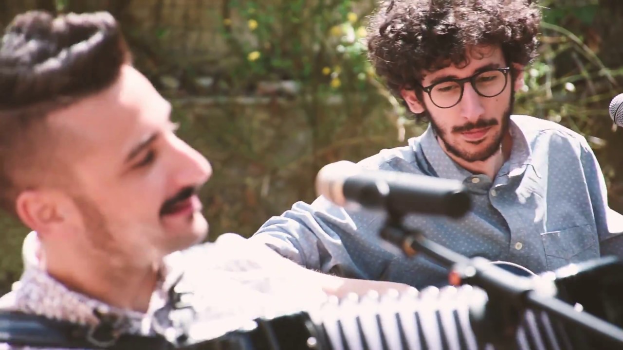 MISGA - PAZZI E FELICI (acustic live set) [FARM LiveShoots]