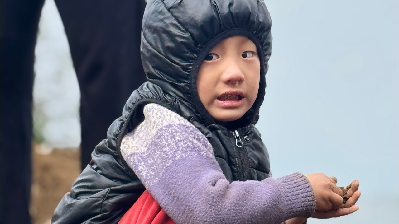 Part -2 khotang ma eskus ko jara khanera local ko soup ra makai ko Bhaat Khadai😍