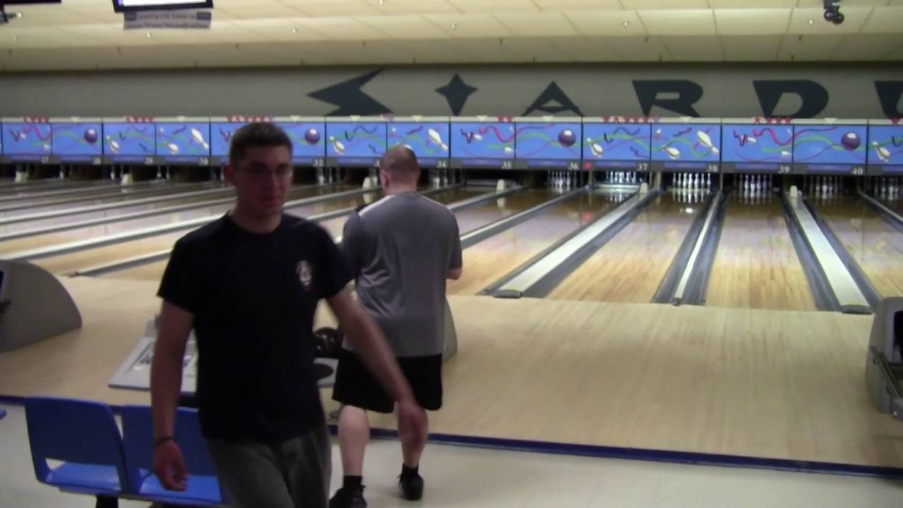 #84 4/18/14 Brian Valenta vs Eric Locher King of the Hill Bowling