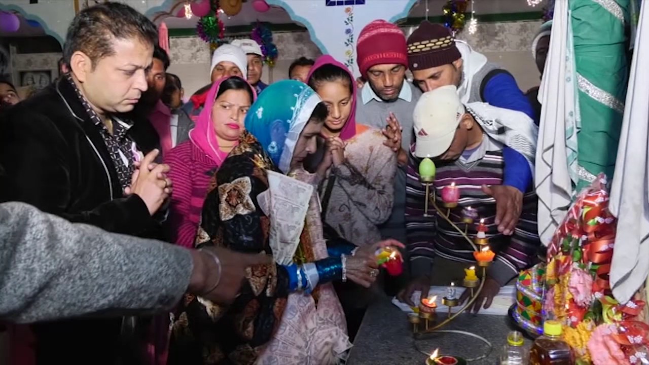 Mela Roja Baag Shreef Behram (Bibi Taro Ji Sawar)