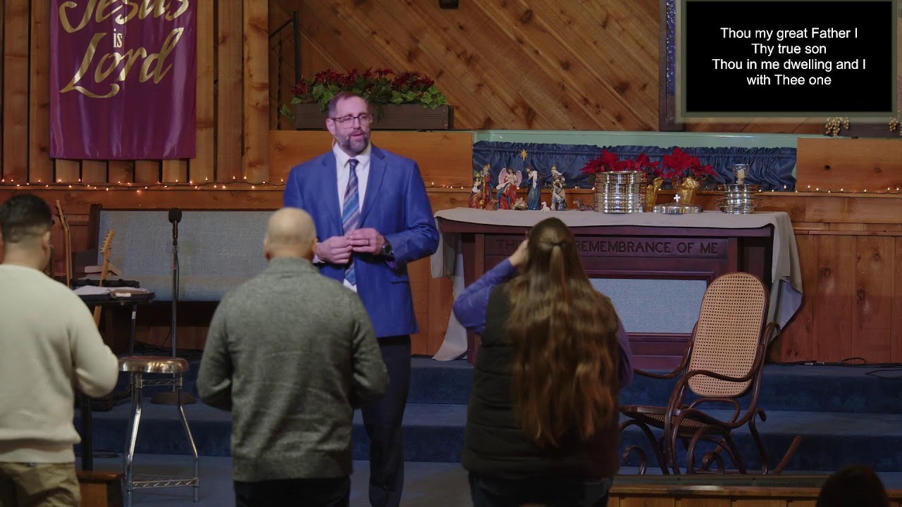 online worship service begins at 9:30am