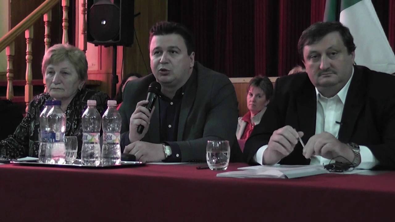 Feloszlatta magát a demecseri testület - szon.hu