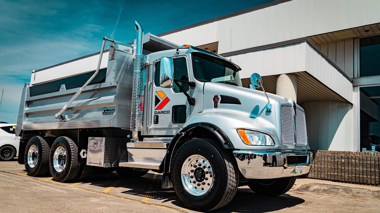 DUMP TRUCK - 2021 KENWORTH T370 WITH GRAINMASTER GRAVEL BOX