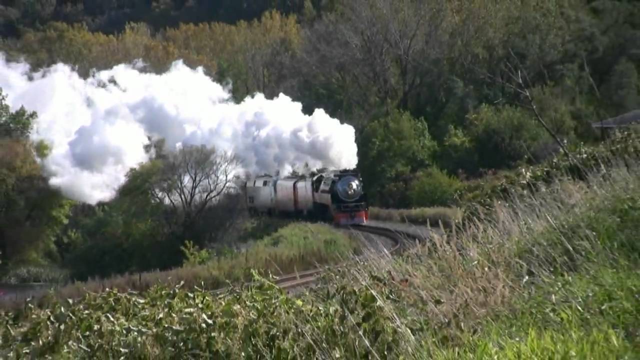 SP 4449 At Speed WB Through Dakota, MN 10 10 2009