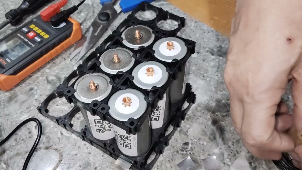 PAANO BUMUO NG 6.4V x 15AH BATTERY PACK..