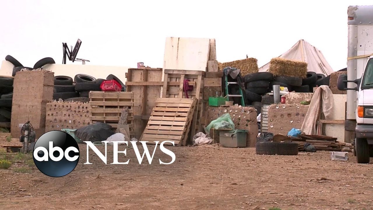 Police discover 11 kids living in New Mexico compound