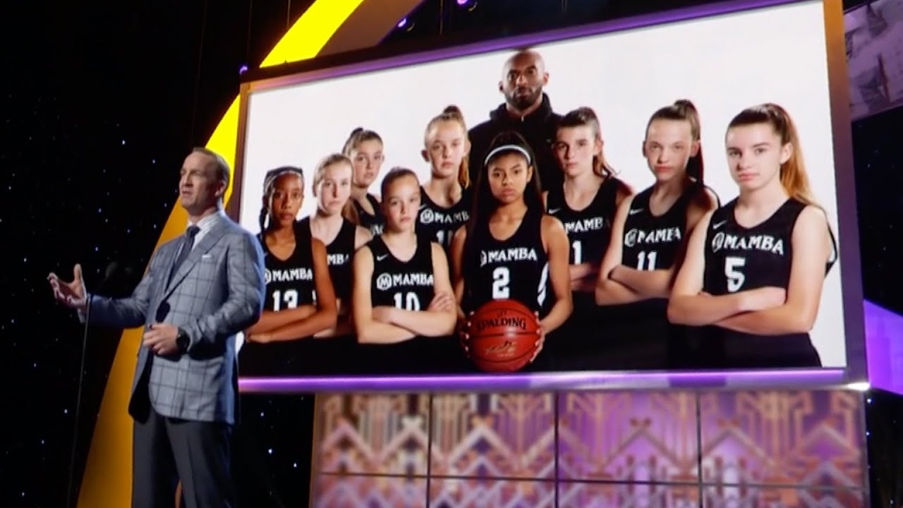 Peyton Manning Mourns Loss of Friend, Kobe Bryant | 2020 NFL Honors
