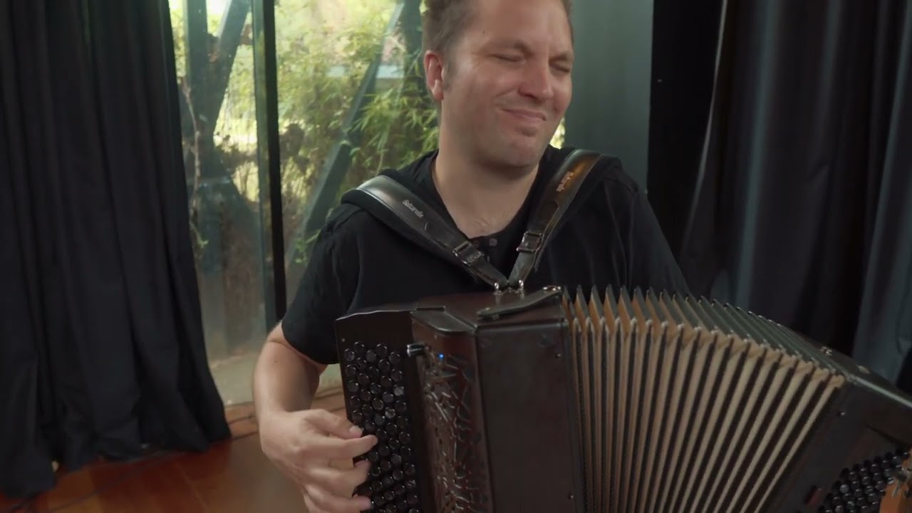 KAOUANN- Be Green- Biguine Live Session