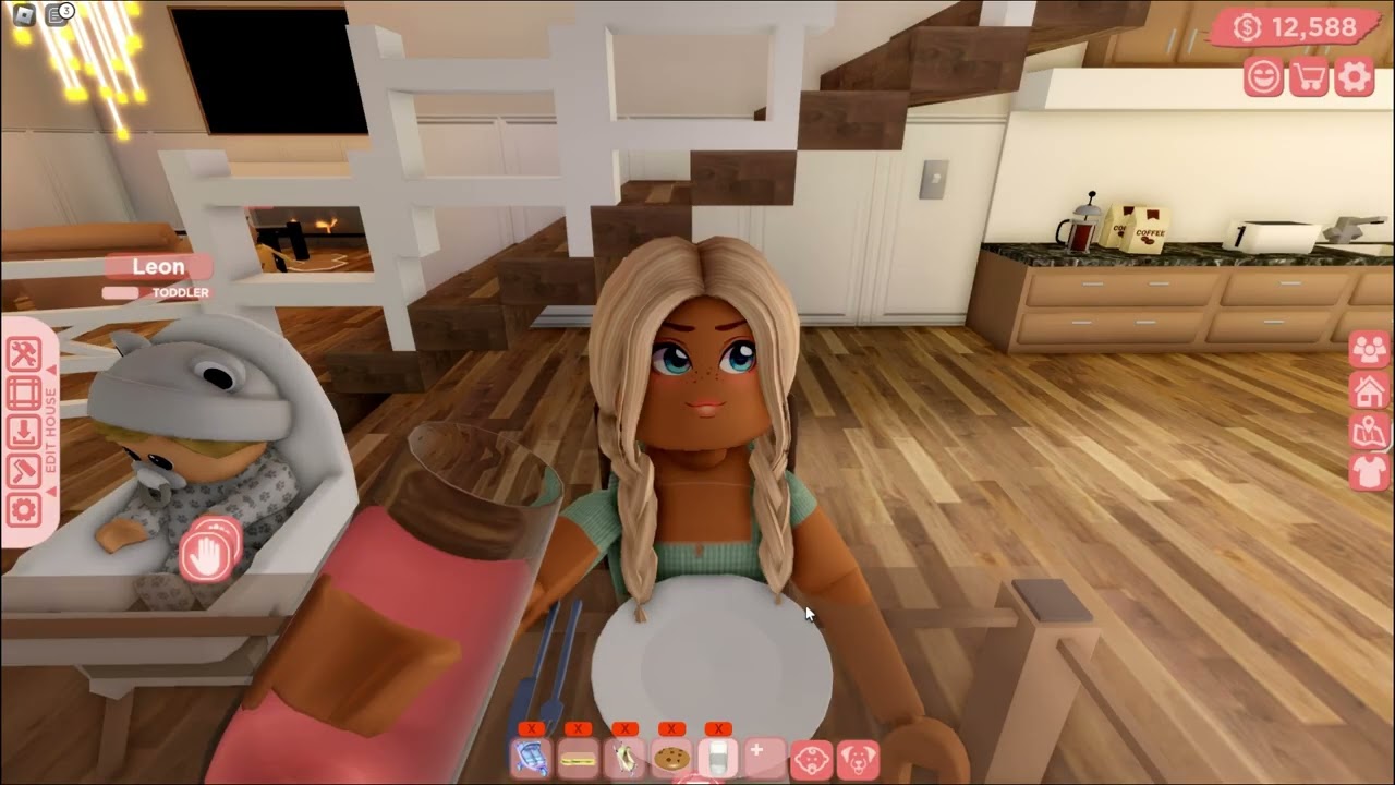 Weekend morning routine!! Lizzie WON'T GET UP! -Club Roblox-
