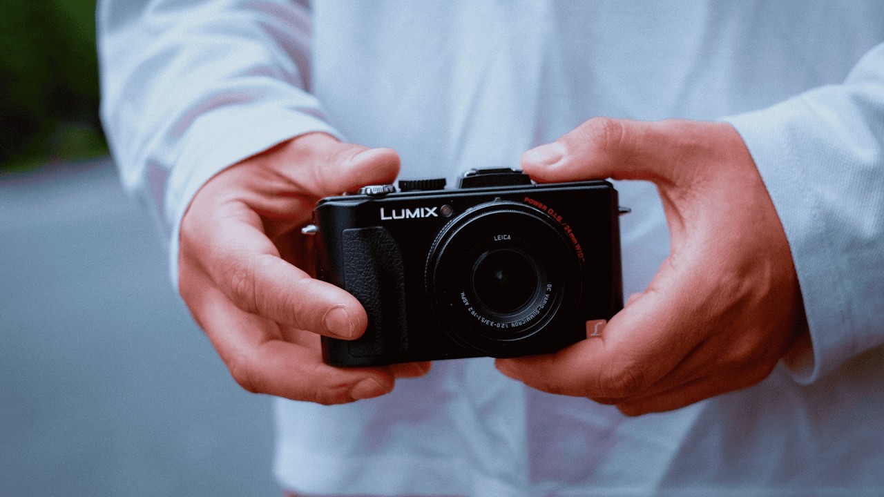 Unboxing the Lumix LX5 &mdash; Still a Street Photography Gem in 2025?