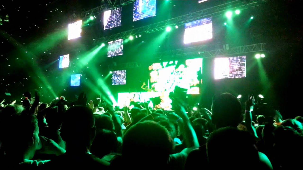 Porter Robinson and Zedd Vancouver 2012 - Zelda