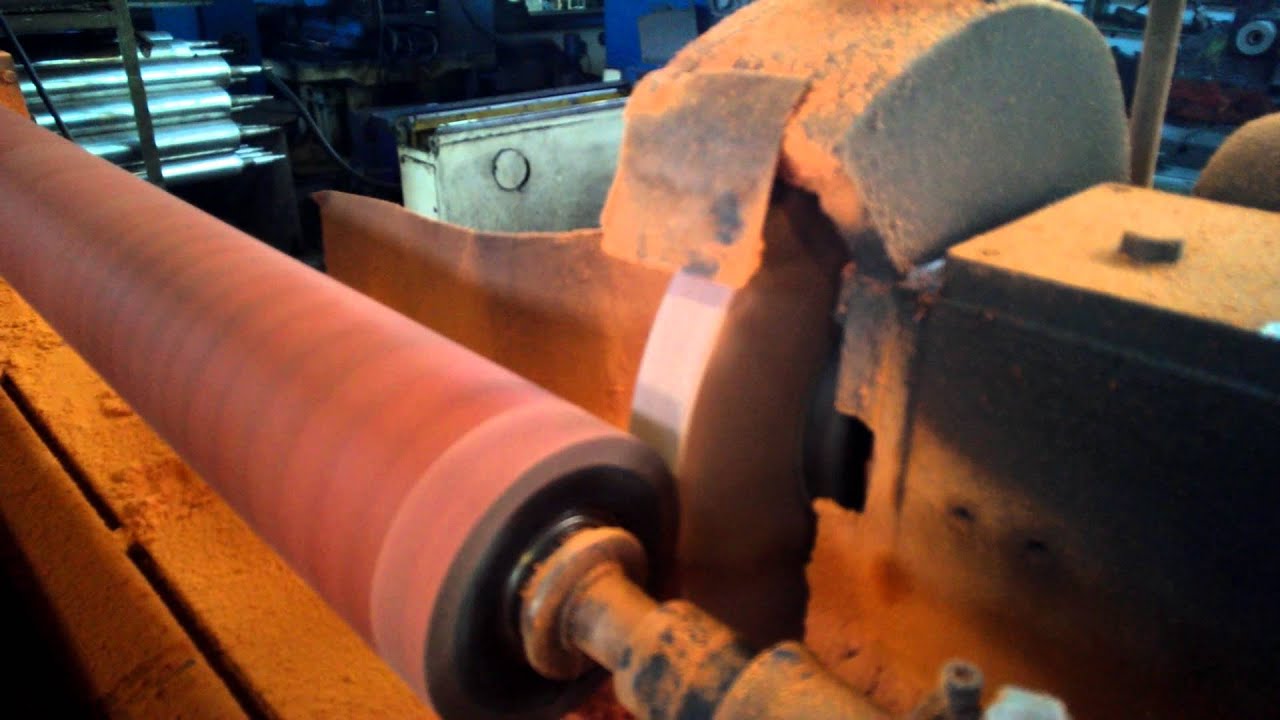 Rubber roll grinding