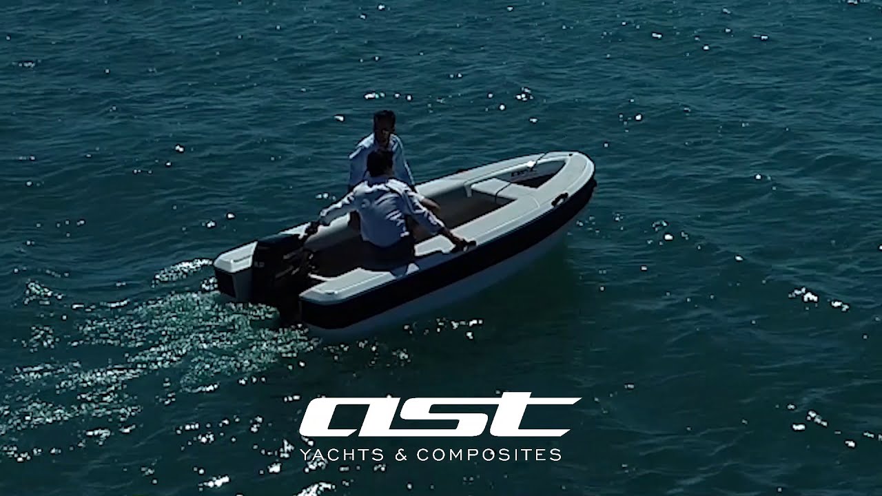 ASTender BEACH 340 carbon - the new generation of rigid tender