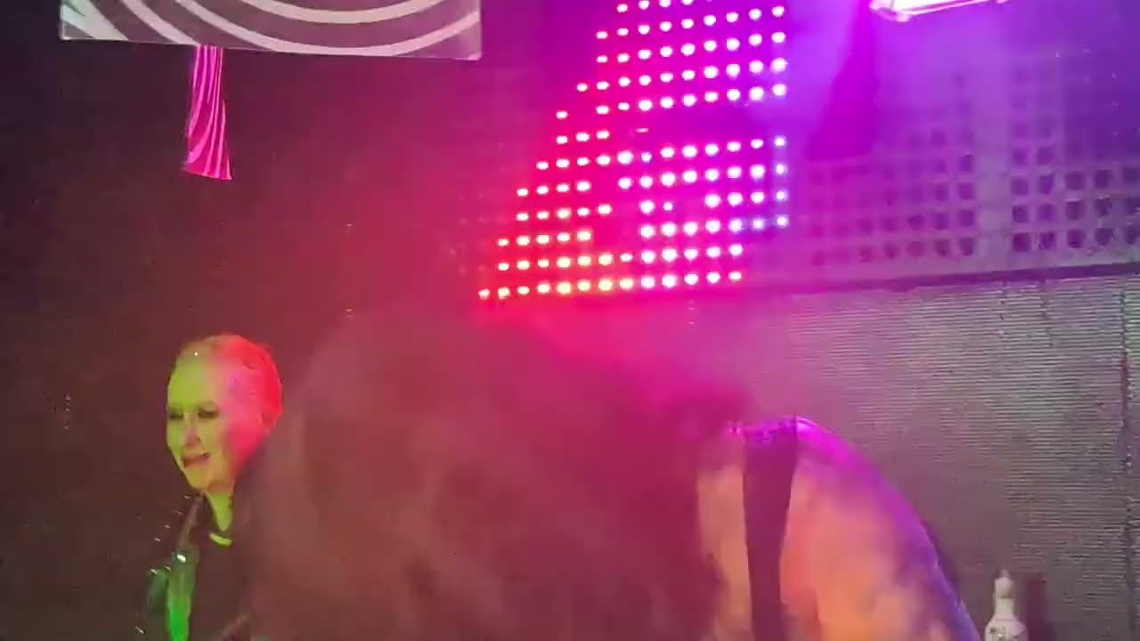 Larva - Life is a losing game  livet at Sala Slow - Barcelona - Spain 28 Febrero 2026