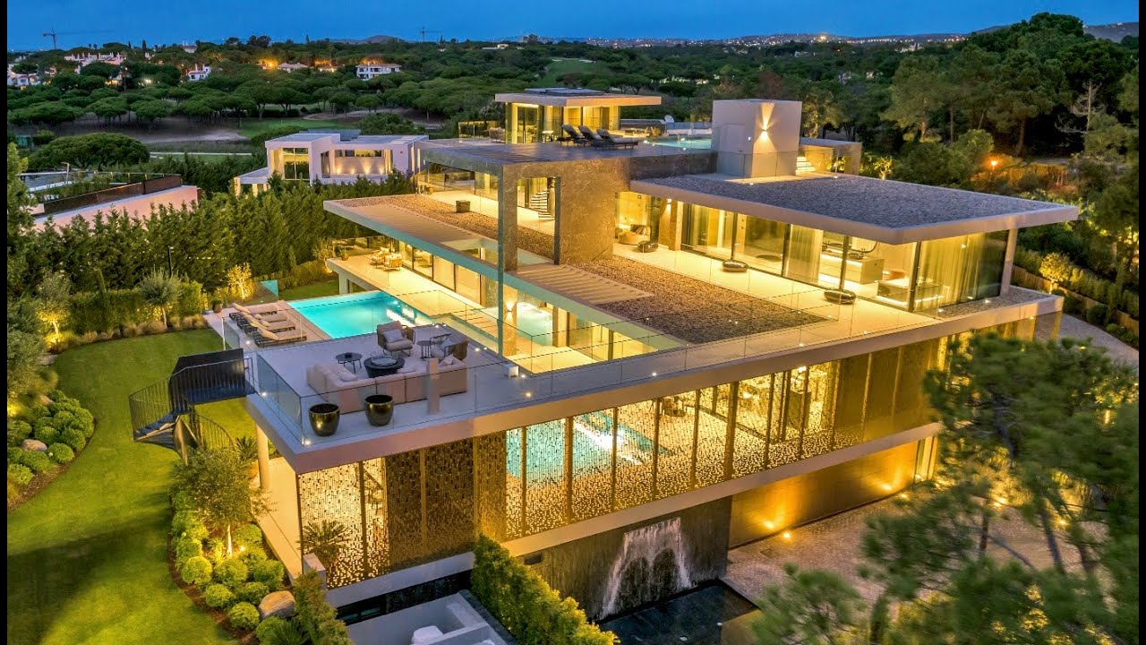 Luxurious Contemporary Villa In Quinta Do Lago