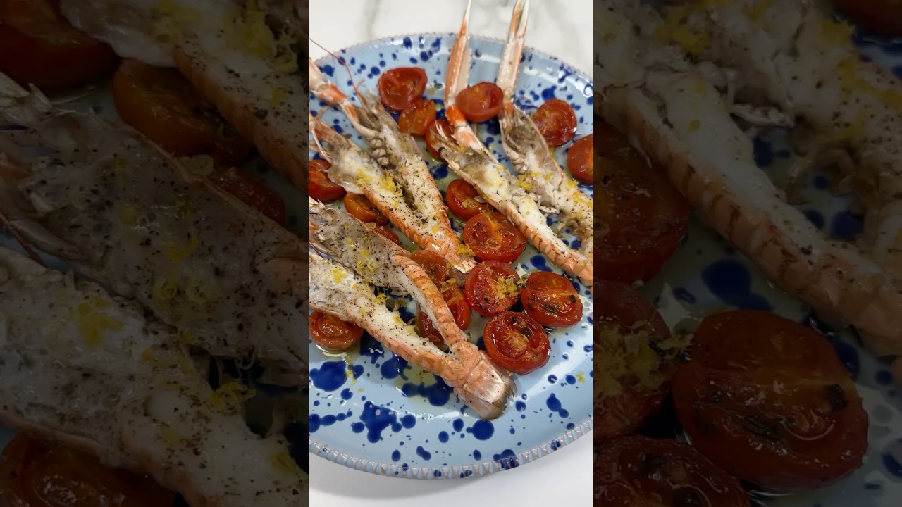 SCAMPI al FORNO con POMODORINI...facili e super saporitiii🌿🍅 #Shorts