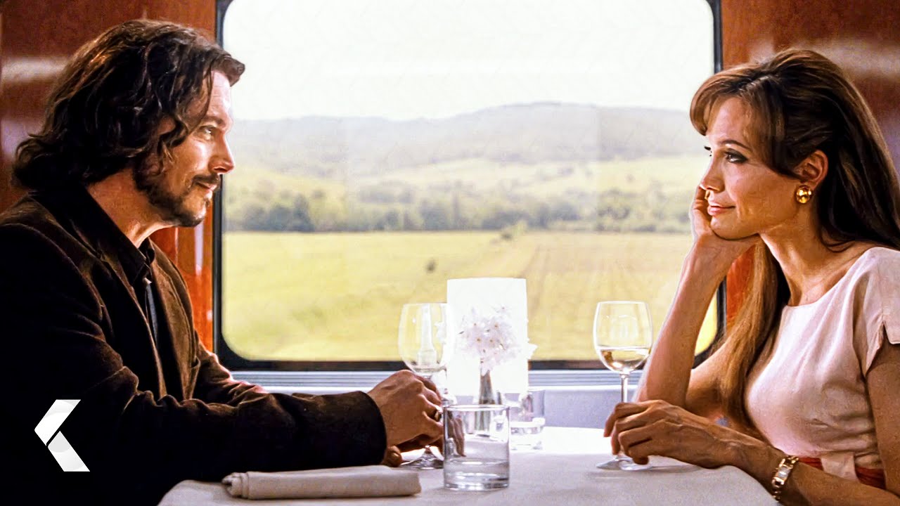 Train Journey To Venice - THE TOURIST Clip | Johnny Depp, Angelina Jolie