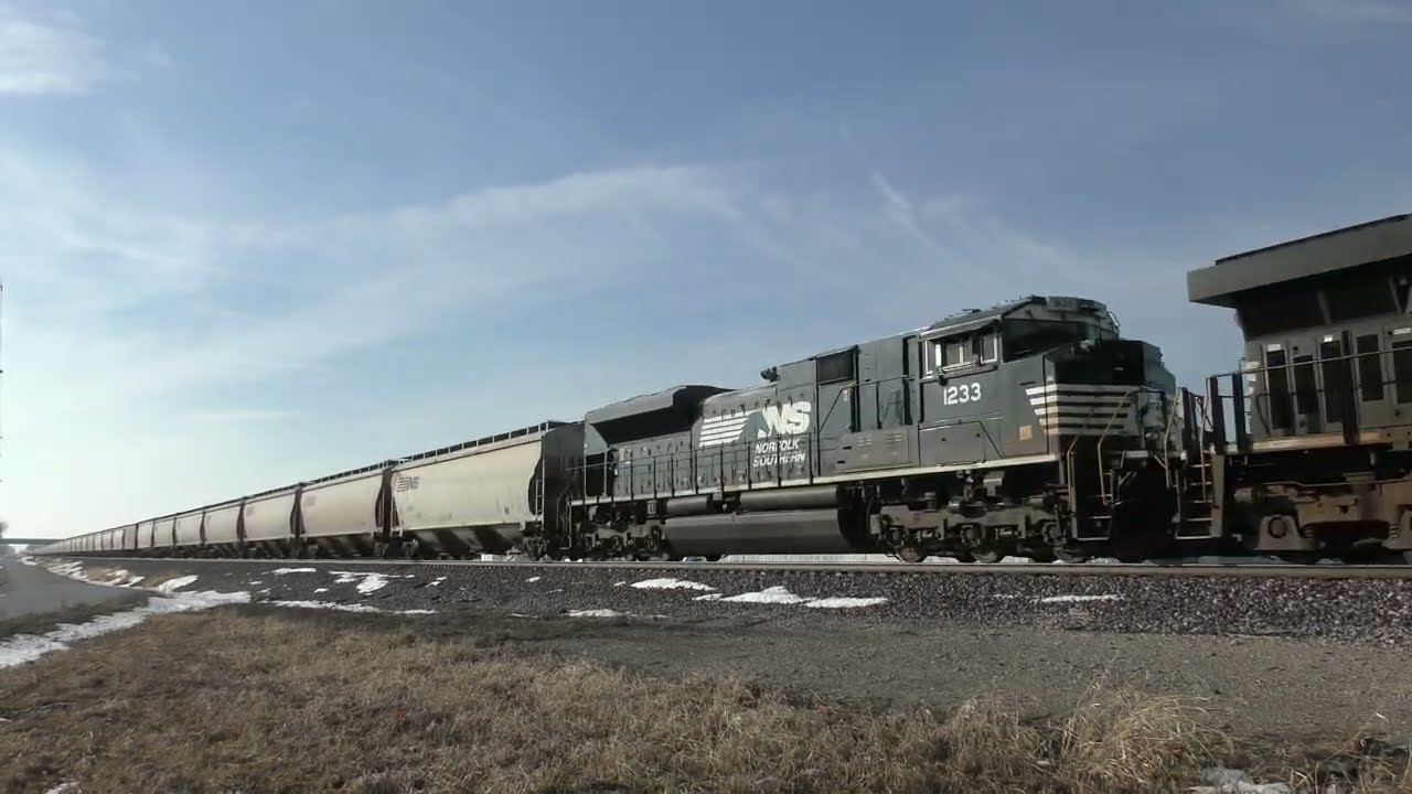 NS 42Z with NS 8097 leading east near Tipton on the Frankfort District 2-10-2026