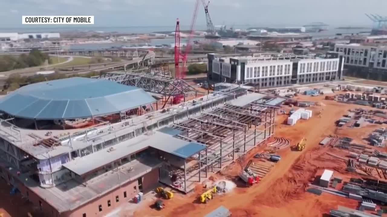 New Downtown Mobile Arena halfway through construction
