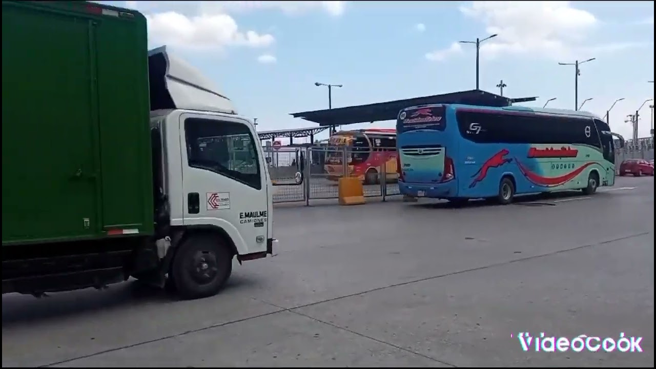 🟥 Terminal de Guayaquil 😍❤️.buses de llegada y de salida.