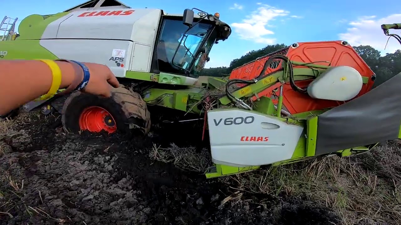 ZAPADLÝ CLAAS TUCANO 440//STUCK IN MUD//MEGA WTOPA//