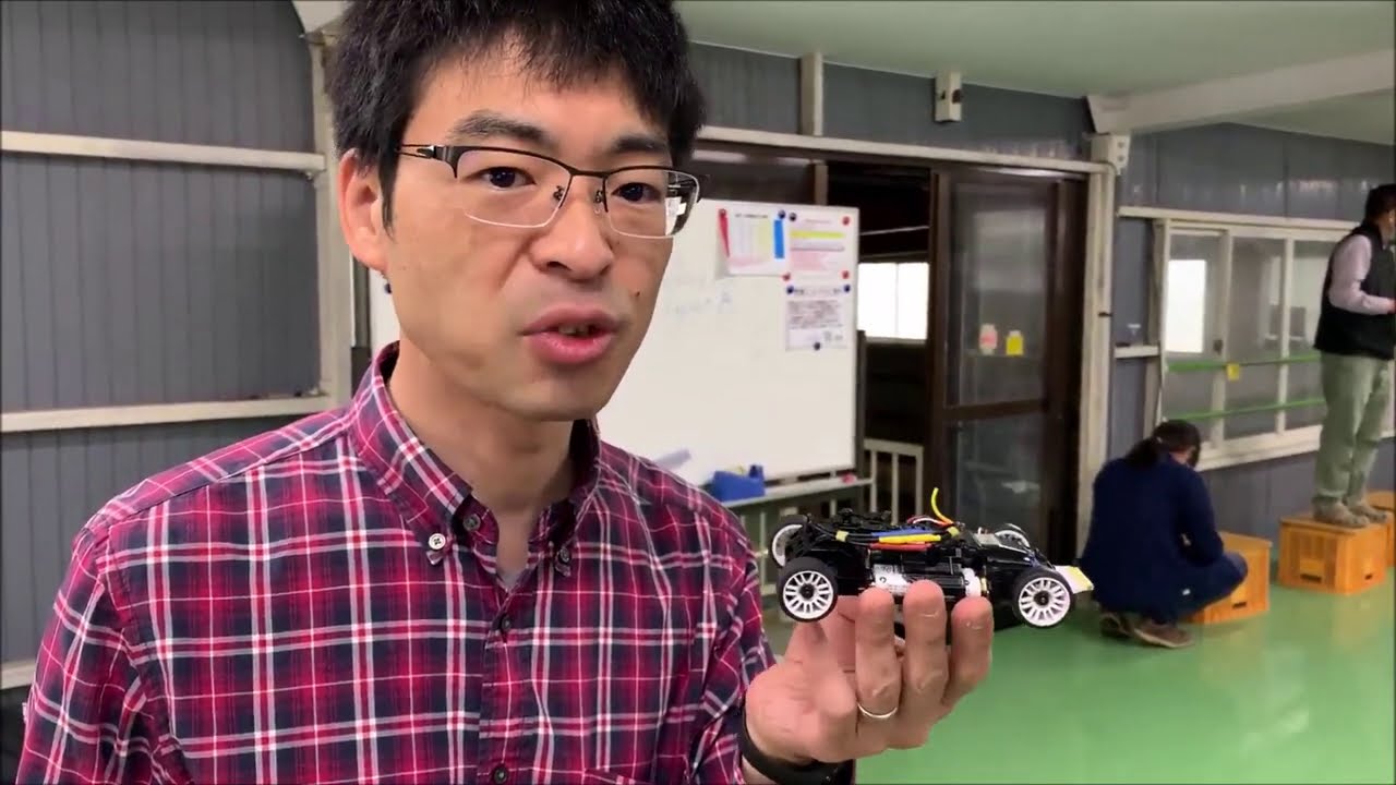 タイヤの硬度によって走りは変わるのか？テストしてみた！！ 週間ミニッツ通信11月2日号