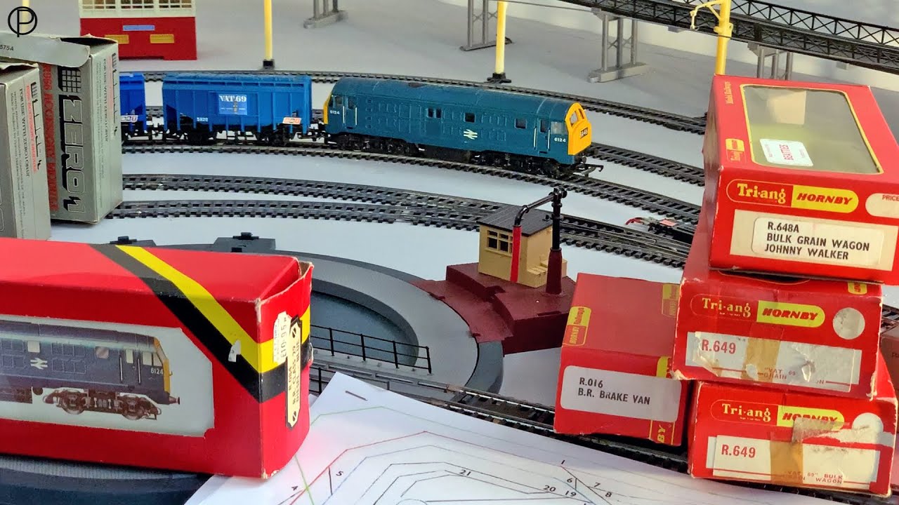 Hornby Railways R.084 Class 29 with Grain Wagons