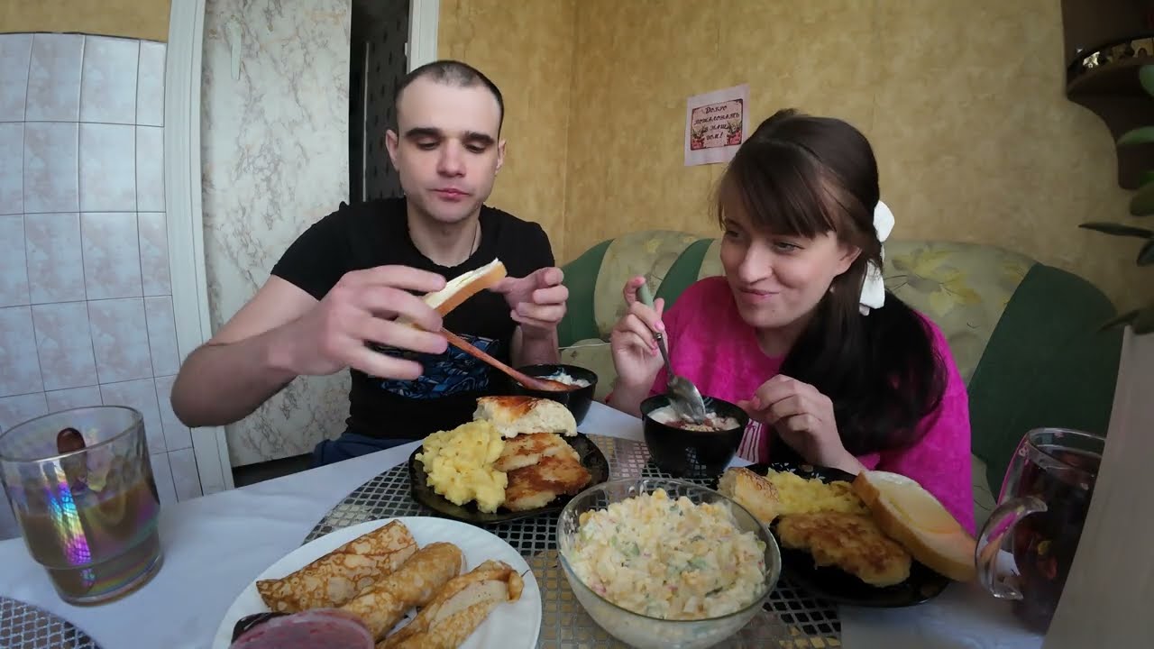 ОВСЯНАЯ КАША МУКБАНГ / КАРТОФЕЛЬНОЕ ПЮРЕ / ШНИЦЕЛЬ / БЛИНЫ / ШОУ ПОЕДАНИЯ / #asmr #мукбанг #еда #еда
