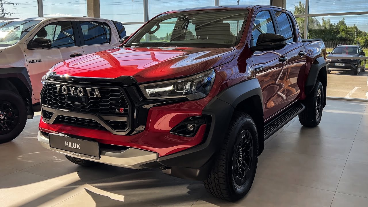 TOYOTA HILUX GR SPORT 2025