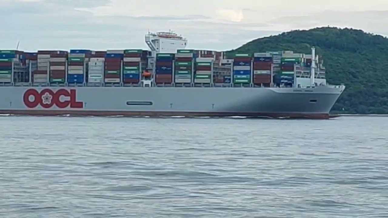 24188TEU 長400米既OOCL SPAIN🇭🇰🇭🇰🇭🇰東方西班牙號回歸日第二次靠泊香港亞洲貨櫃貨櫃碼頭