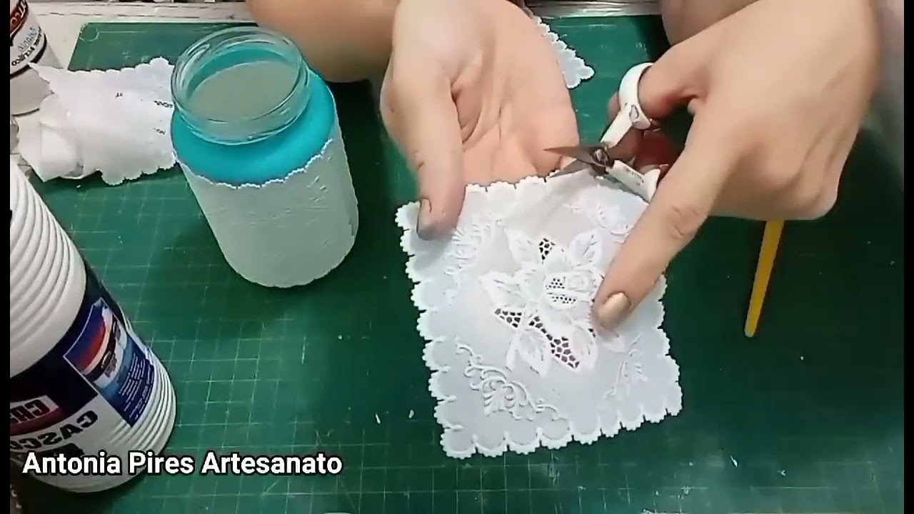 DIY Pote de Vidro Decorado com toalha de plástico