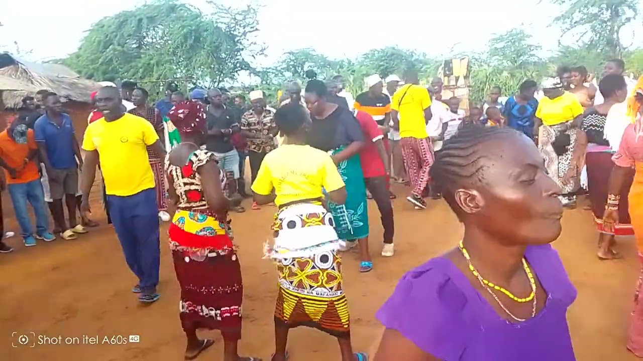 Maisha Bora wakimzika kadzo shikari huko marereni