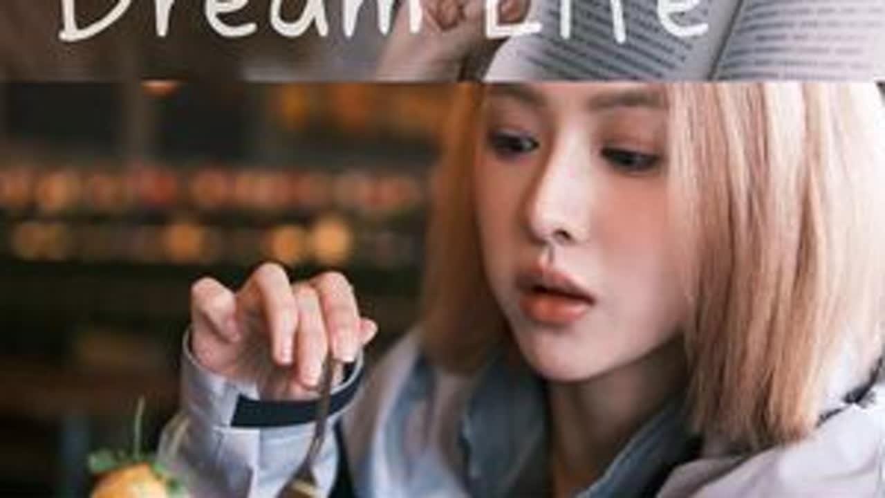 新年vlog｜在工作的夹缝里「完成人生」 大家的人生好像都是在工作的夹缝里抽空完成的，抽空约个会，抽空结个婚，抽空生个娃，抽空看个病...我很害怕我精彩的人生就在这些「抽空」里流走了。于...