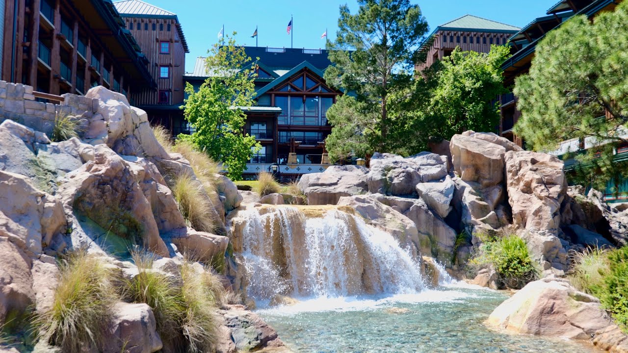 Disney's Wilderness Lodge 2026 Beautiful Day Sights & Sounds in 4K | Walt Disney World Florida