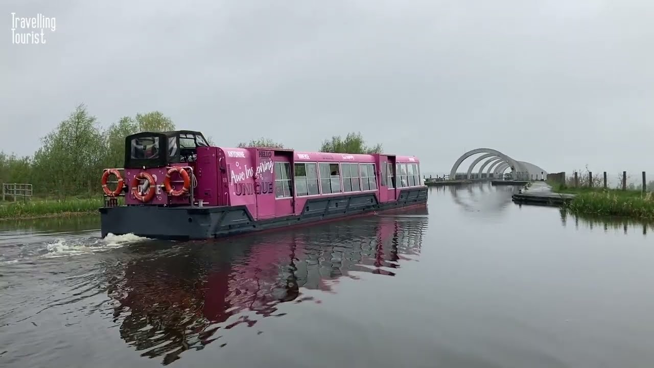 🏴󠁧󠁢󠁳󠁣󠁴󠁿 Canal Narrow Boats around the Falkirk Wheel in Scotland - May 2023