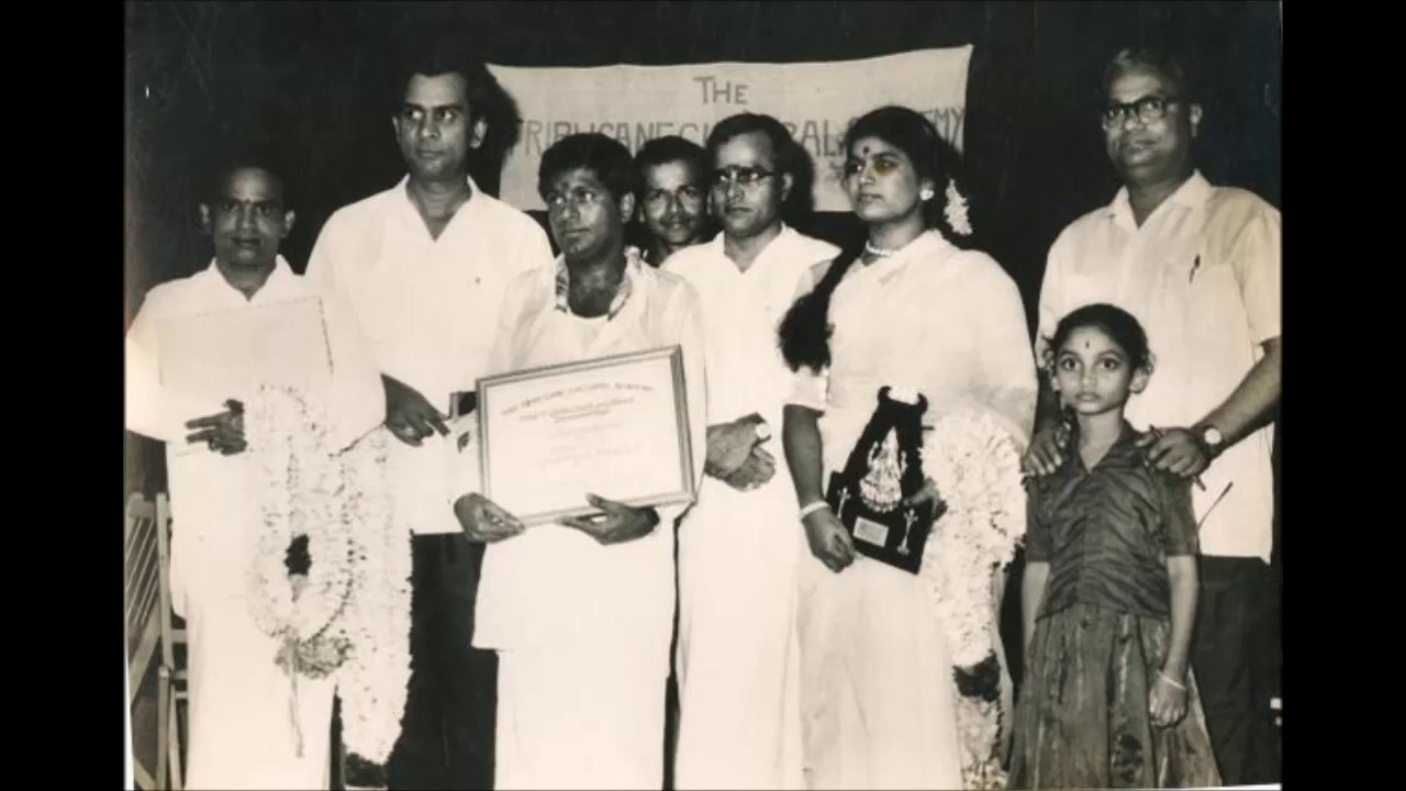 MELLISAI MANNAR TALKS ON NAAN ANDRI YAAR VARUVAAR