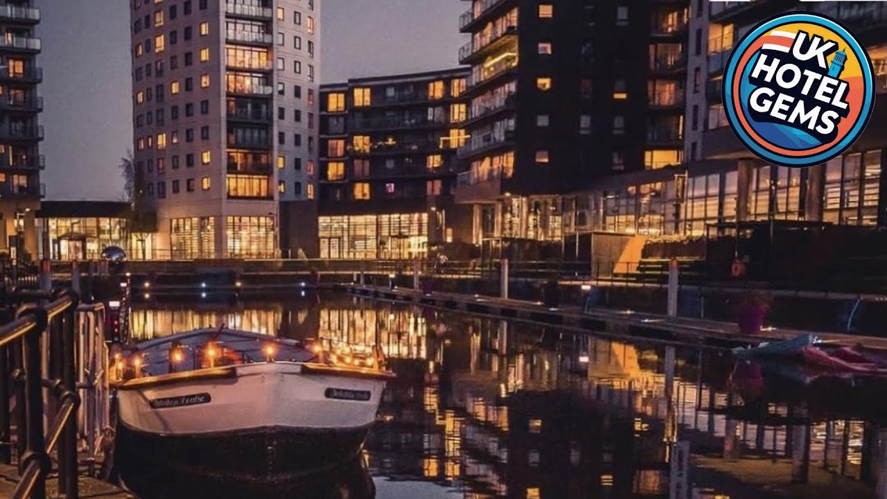 Deluxe City Apt Riverside Balcony &Free Parking | Leeds, United Kingdom | Hotel Review 🌟